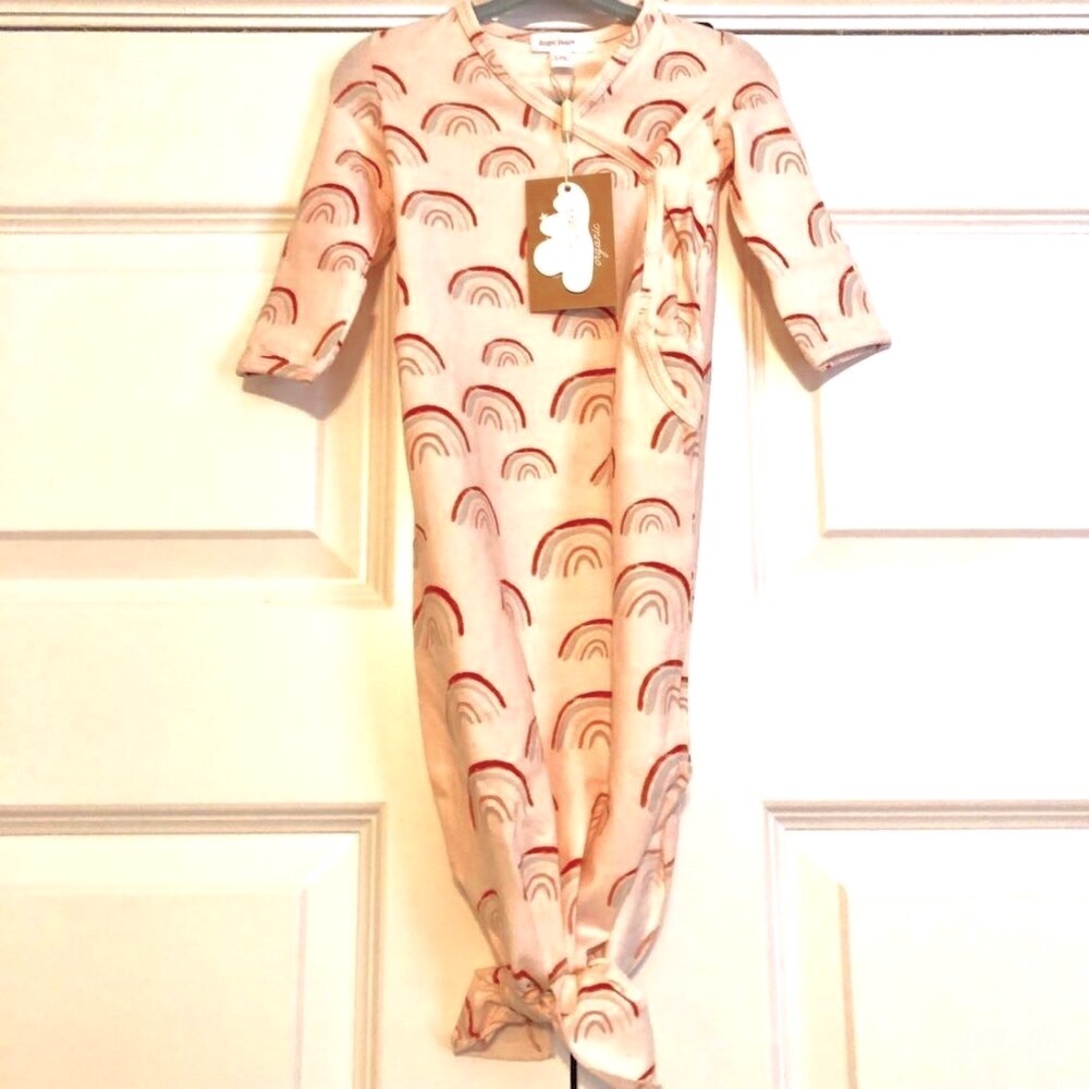 NWT ANGEL DEAR Organic Pink Rainbows Gown Knotted Hem Newborn 0-3 Months